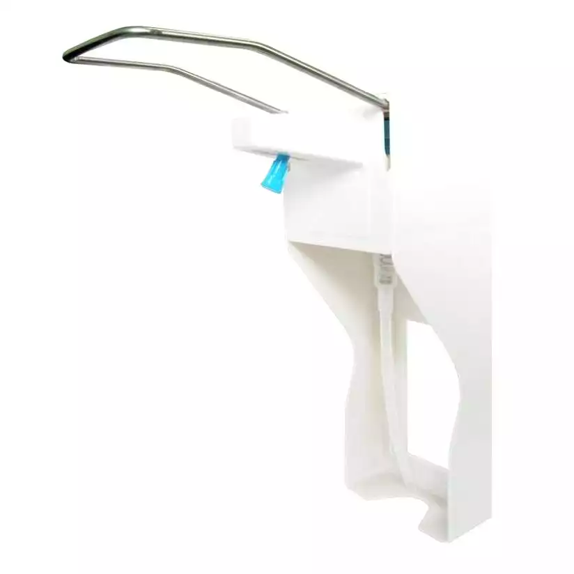 Дозатор локтевой настенный SPE1000, предназначен для подачи мелких порций жидкого мыла или антисептических средств из литровых пластмассовых бутылок для мытья и дезинфекции рук персонала